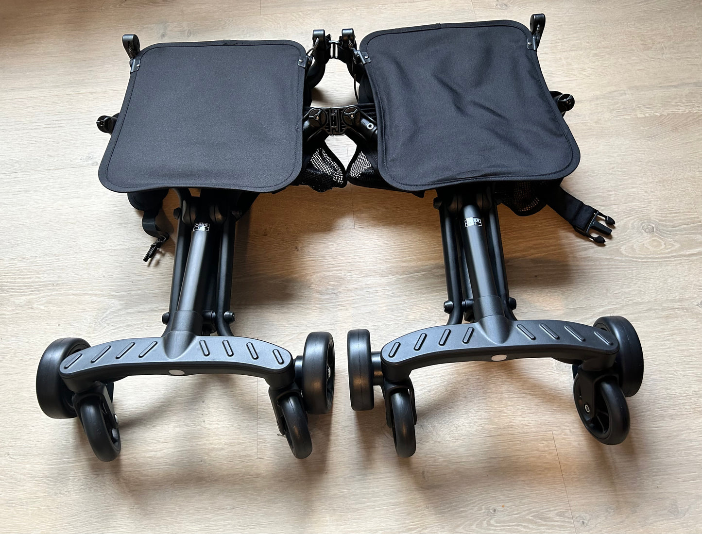 Little Tiger Super Compact Stroller (convertible into Twins stroller with connector)