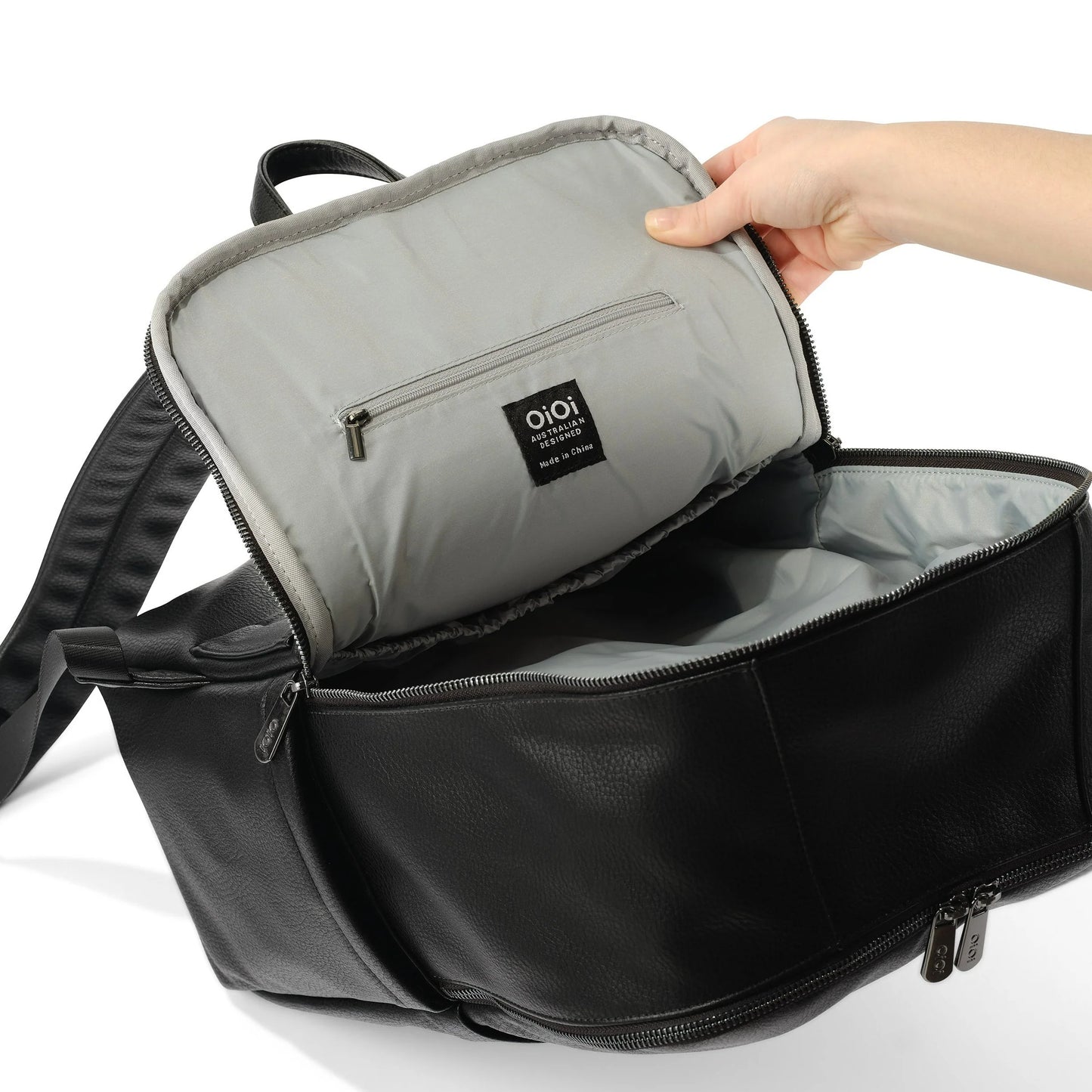 OiOi Multitasker Diaper Bag - Black