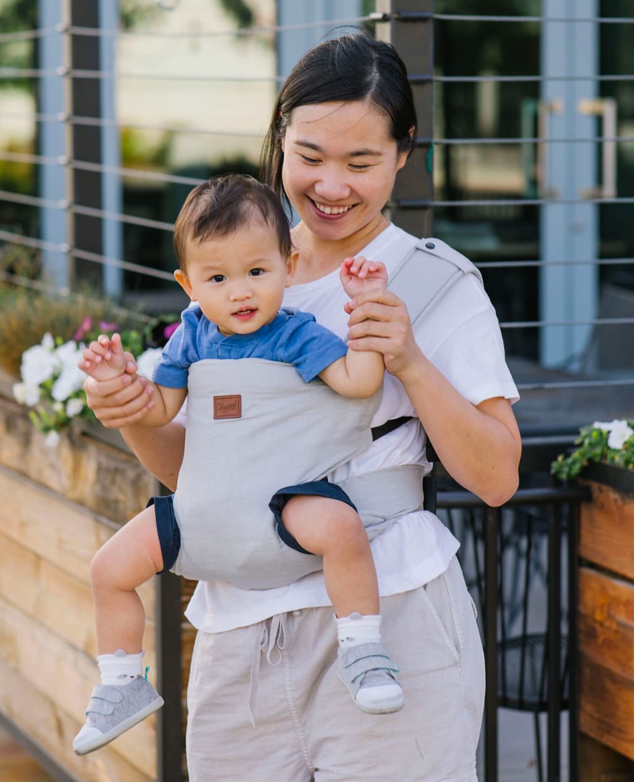 Happy Baby Carrier (Revolution: forward facing option)